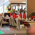 Helles Mit Parkplatz, Ruhig Und Zentrumsnah