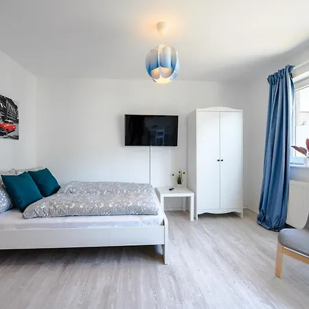 Helles Mit Parkplatz, Ruhig Und Zentrumsnah *